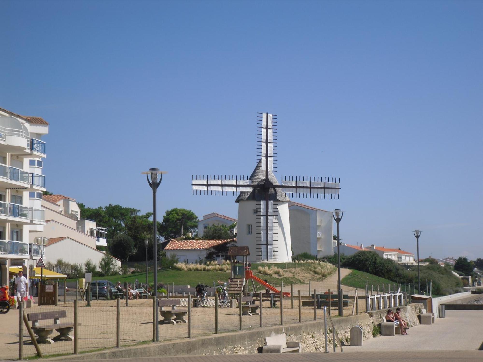 Quest En France Holidays - Mobile Home At Jard Sur Mer Exterior photo